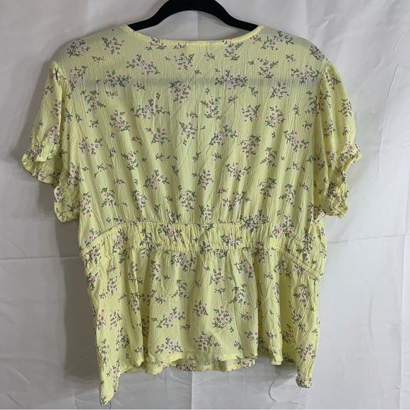 NWoT Derek Heart Yellow Floral Empire Waist Wrap Blouse, size XL - Picture 8 of 9